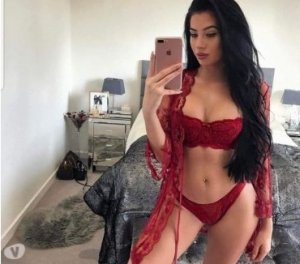 Narjess escorts in Coral Springs